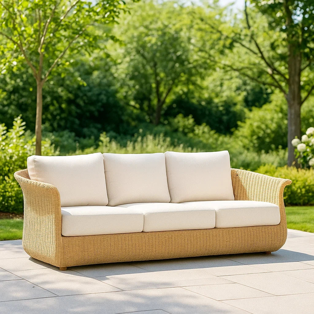 Canapé d'extérieur osier tressé 3 places coussins crème
